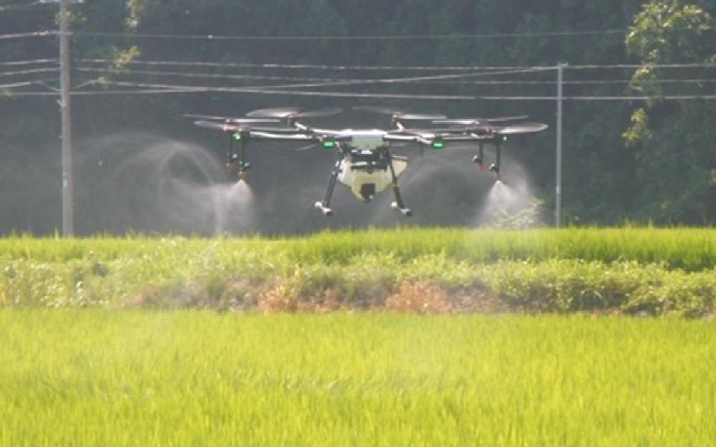 ドローン農薬散布